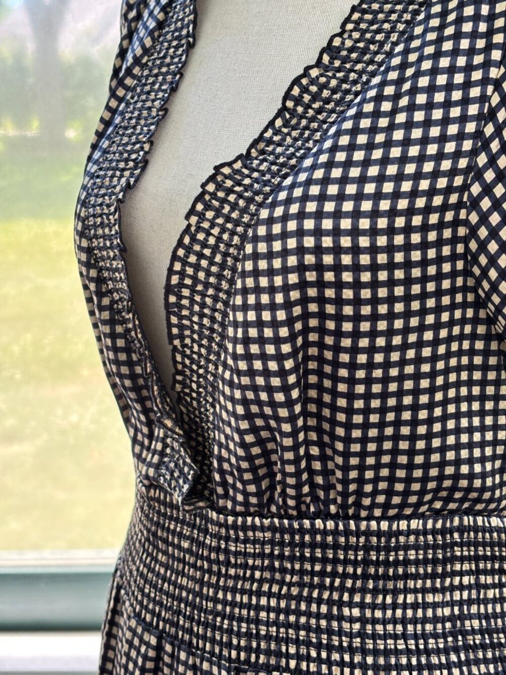 BCBG Max Azria Silk Gingham Dress | Black & Cream | Size S | Like New - Picture 2 of 7
